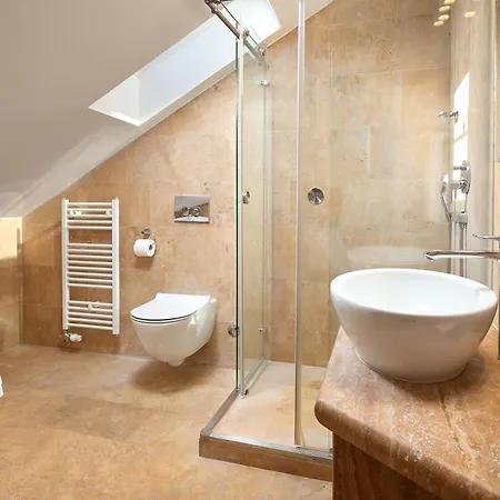 Perla Luxury Guest house 4*