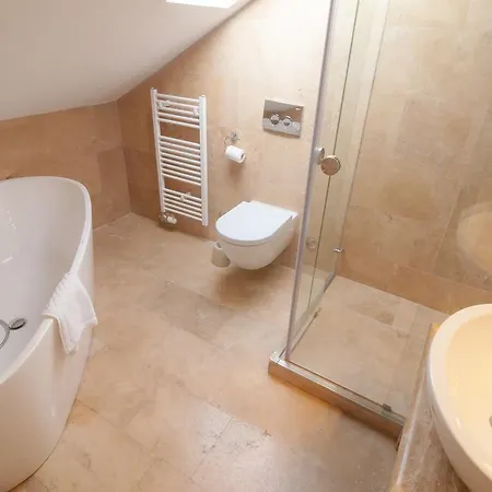Perla Luxury Gasthuis Split