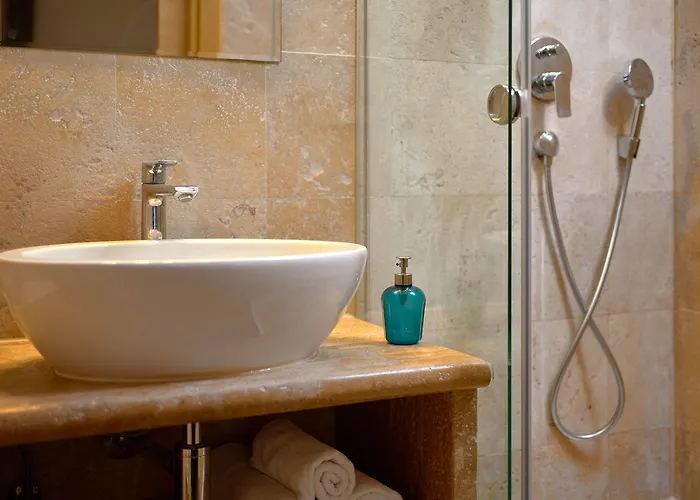 Perla Luxury Πανσιόν